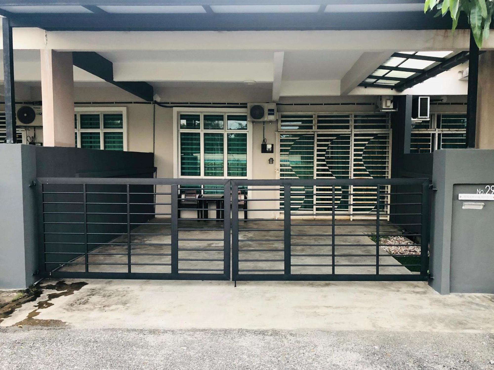 M2H Homestay Kuantan Extérieur photo